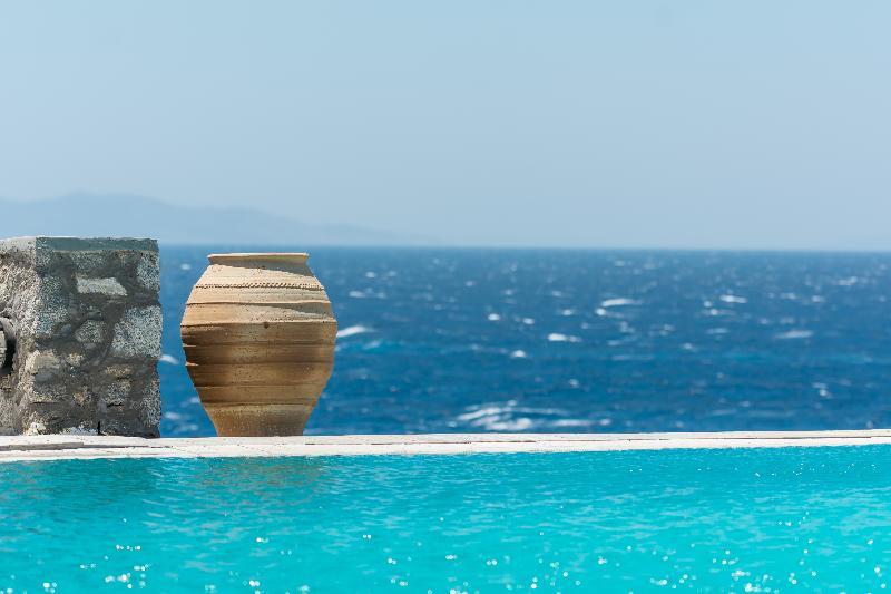 Capo Di Mykonos Resort Agios Ioannis Diakoftis Екстер'єр фото